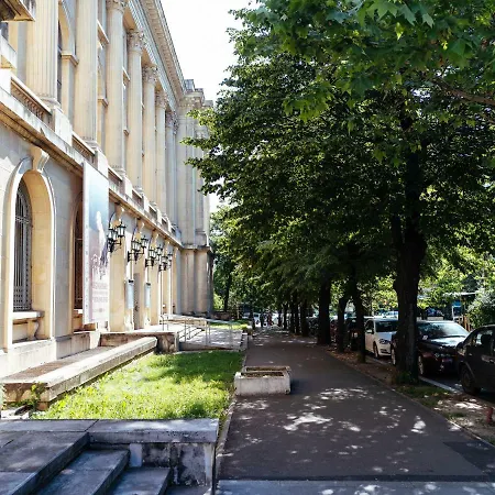Romanian Atheneum Apartment Bucharest