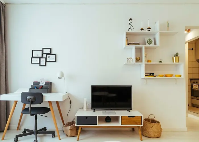 Romanian Atheneum Апартаменти *